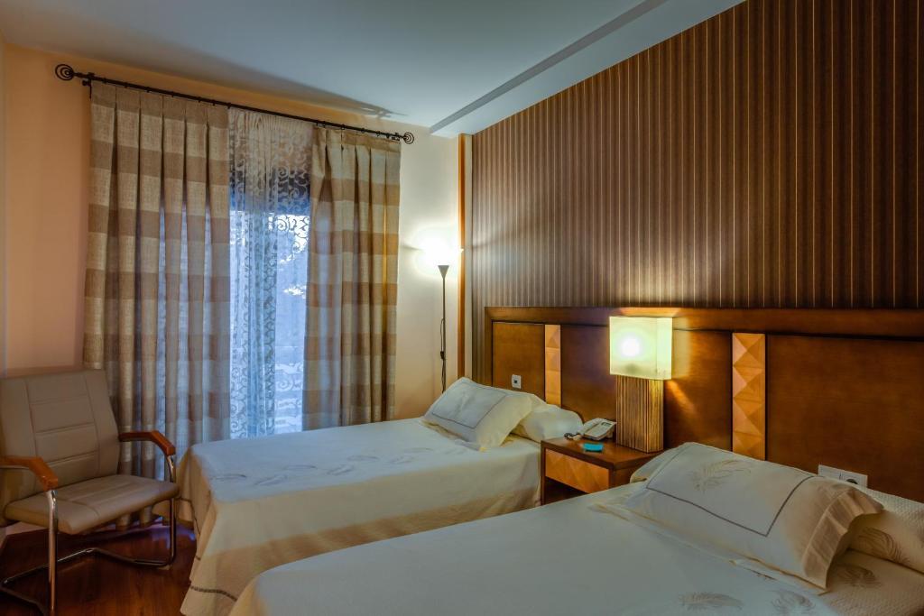 Hotel Ciudad De Мартос Экстерьер фото